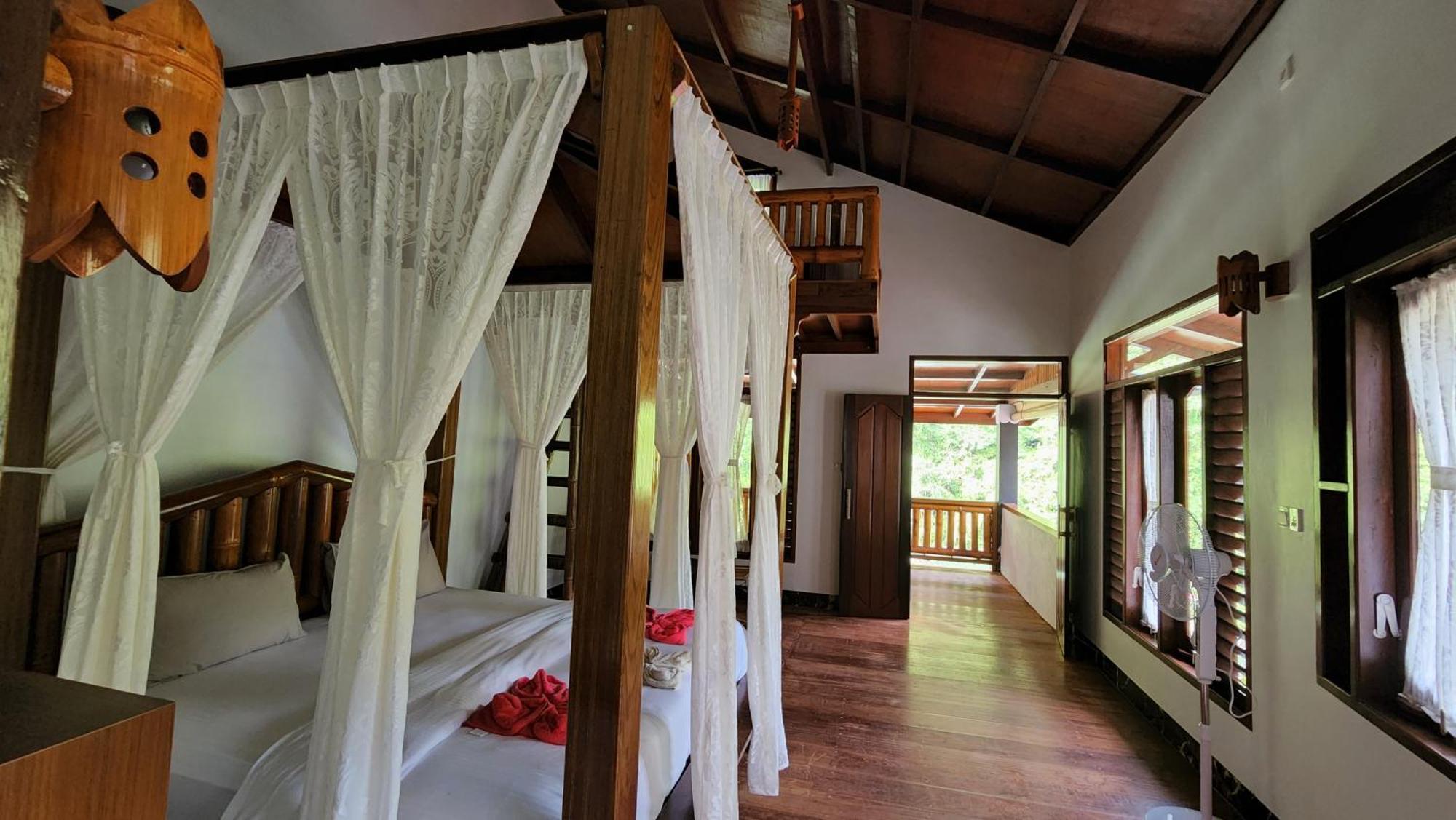 Sam'S Bungalows And Treks Bukit Lawang Dış mekan fotoğraf