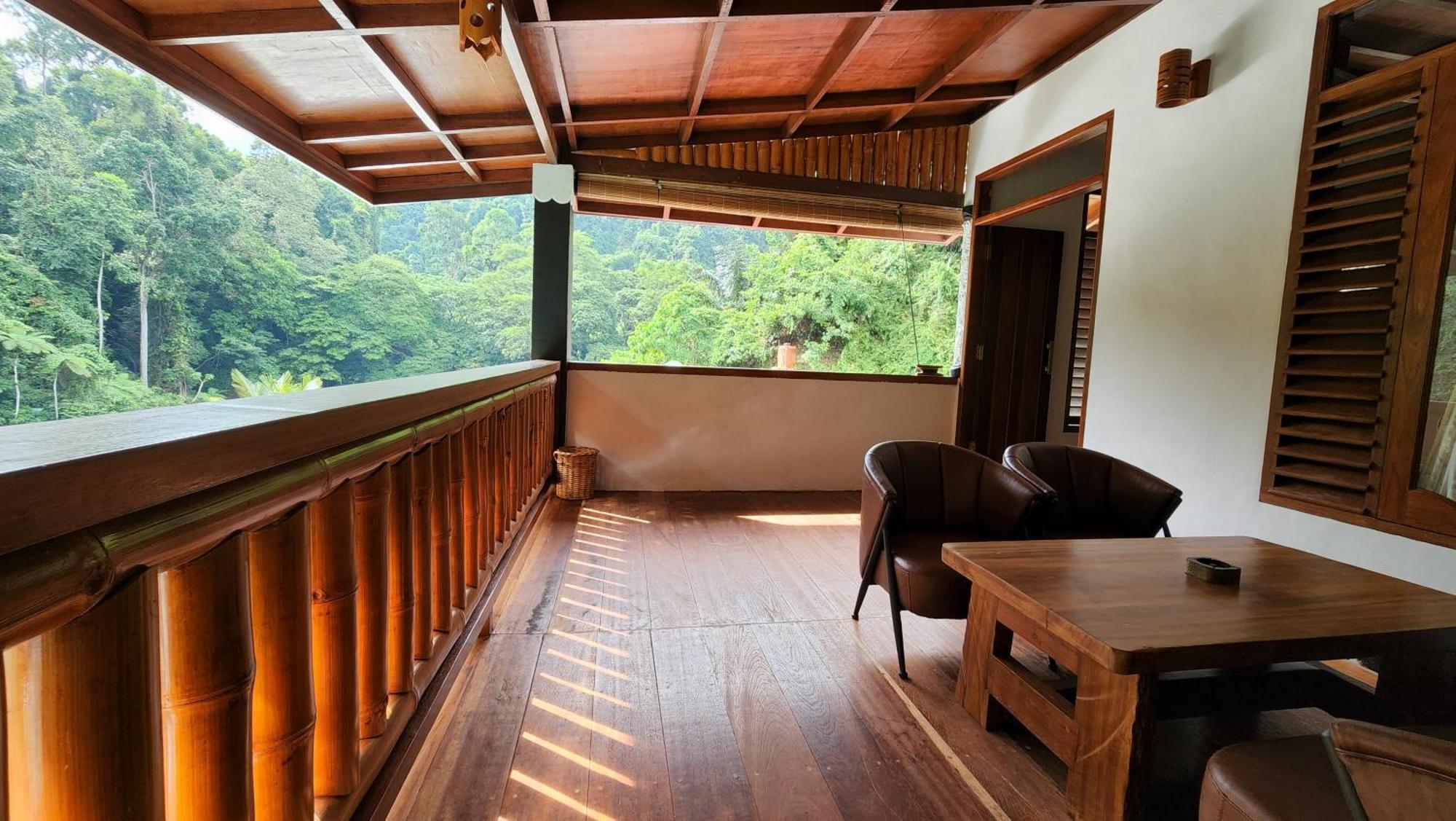 Sam'S Bungalows And Treks Bukit Lawang Dış mekan fotoğraf