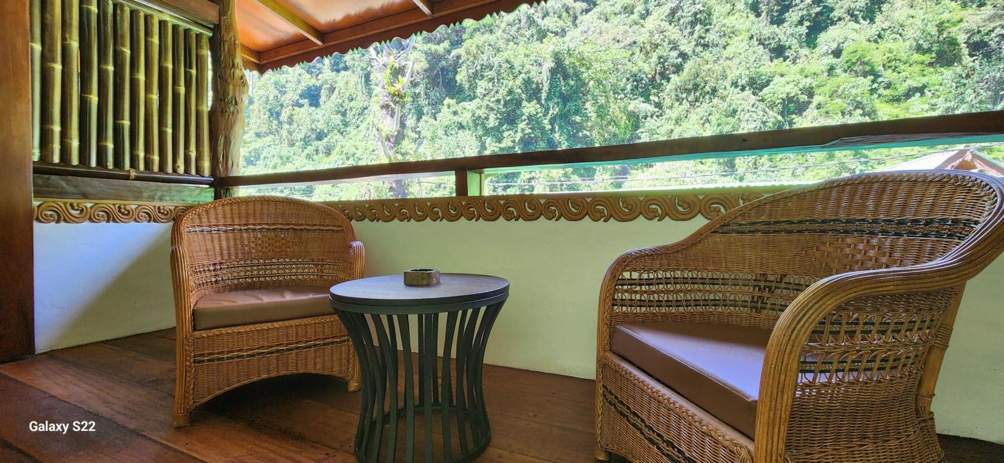 Sam'S Bungalows And Treks Bukit Lawang Dış mekan fotoğraf