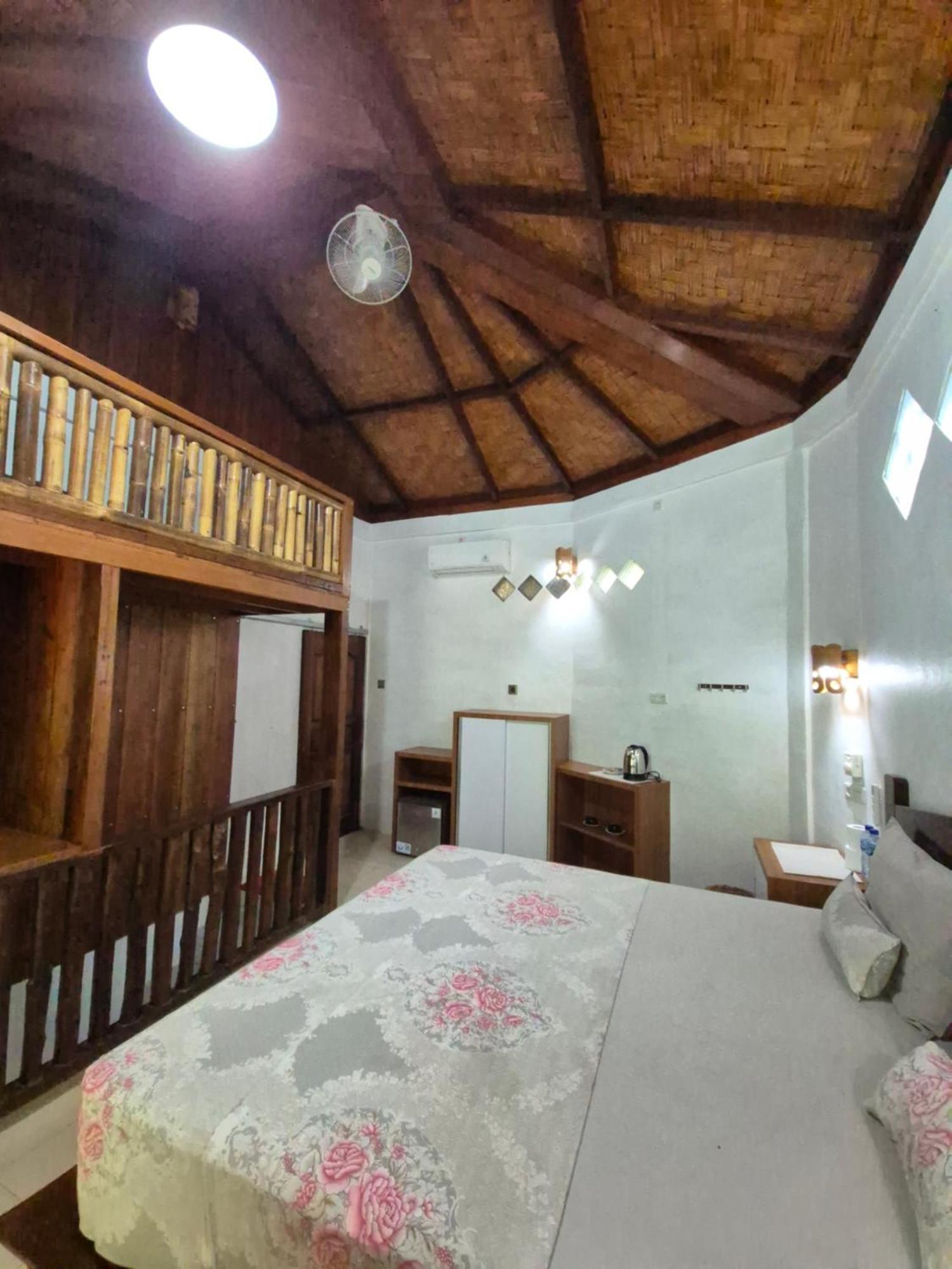 Sam'S Bungalows And Treks Bukit Lawang Dış mekan fotoğraf